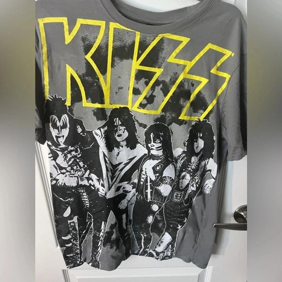 Official Merch | KISS Grey/Yellow Crew Neck Band Tee | Size M - Picture 3 of 6
